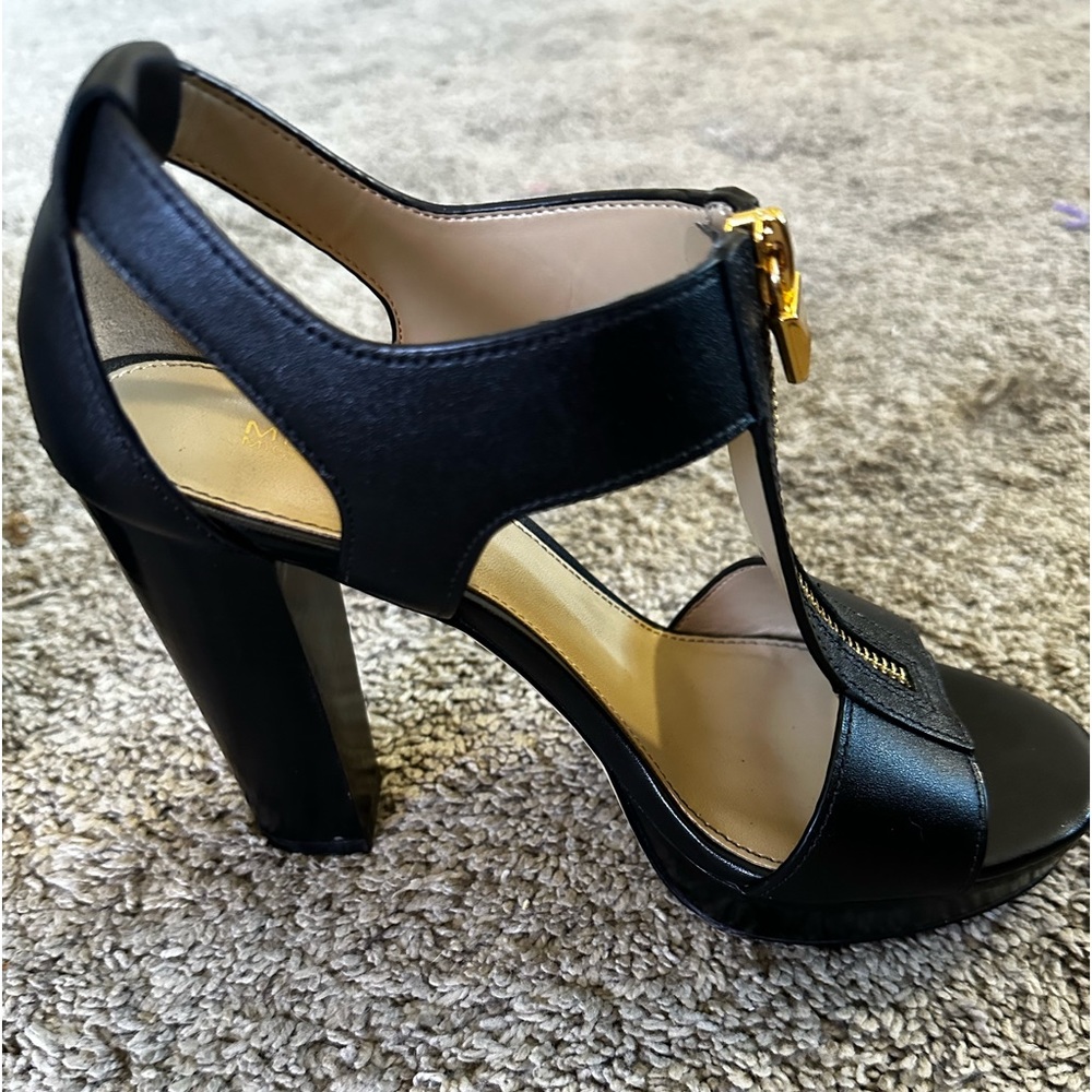 5.5m Michael Kors heels. Worn Hangul of times